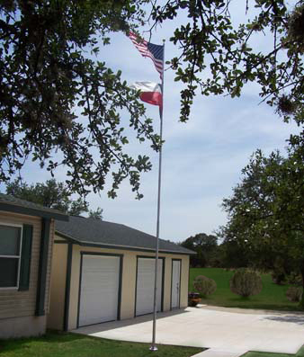 (image for) Telescoping Aluminum Flag Poles